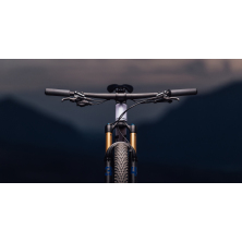 ORBEA OIZ M-PRO (2024), tanzanite carbon view/carbon raw