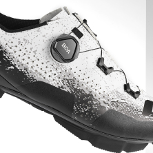 tretry GAERNE MTB Lampo white black EUR 40